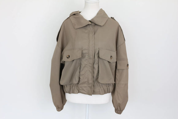 Grey polyester cropped jacket with large breast pockets - M