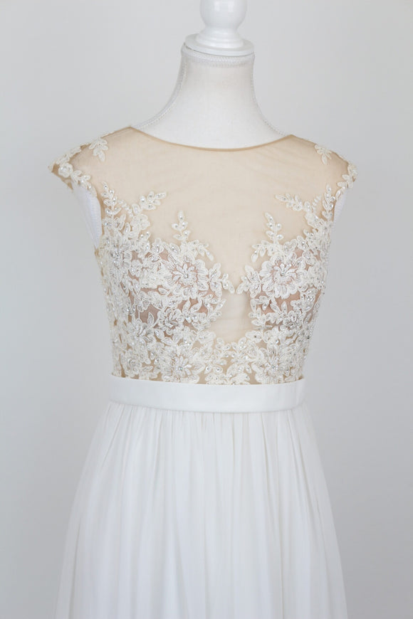 Bride & Co. Soft White Wedding Dress, Including Veil - 2/XS