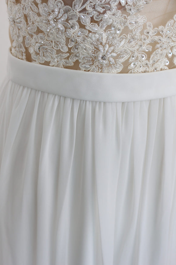 Bride & Co. Soft White Wedding Dress, Including Veil - 2/XS
