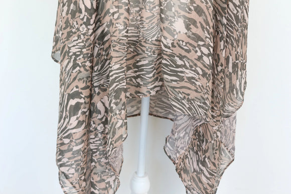 Paramount printed chiffon shirt with beaded collar - XL