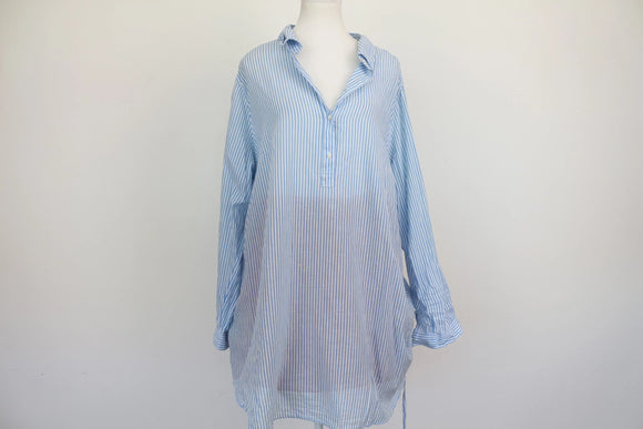 H&M maternity blue and white shirt - XL