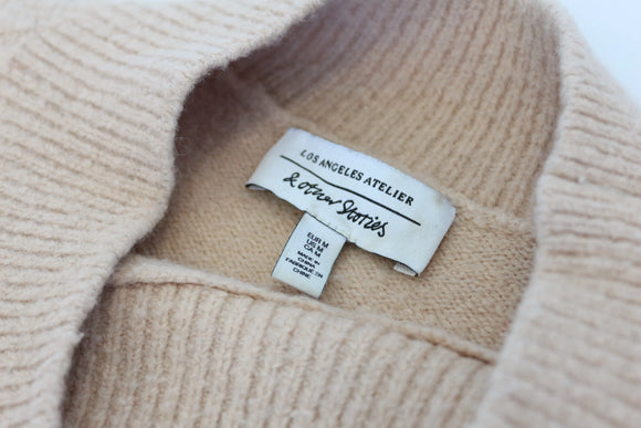 Beige winter jersey - M