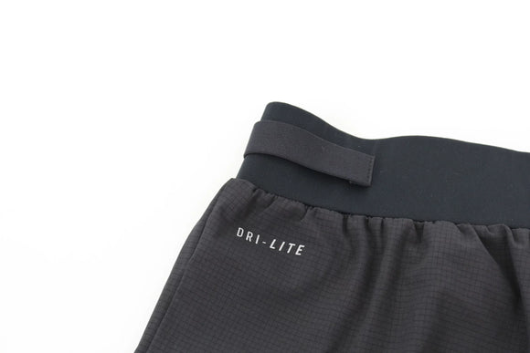 Total Sports running shorts - M