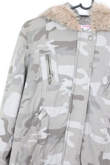 Vintage Army Print Hooded Jacket – Streetwear Camo Outerwear | Size 10 | Pre-Loved - 0