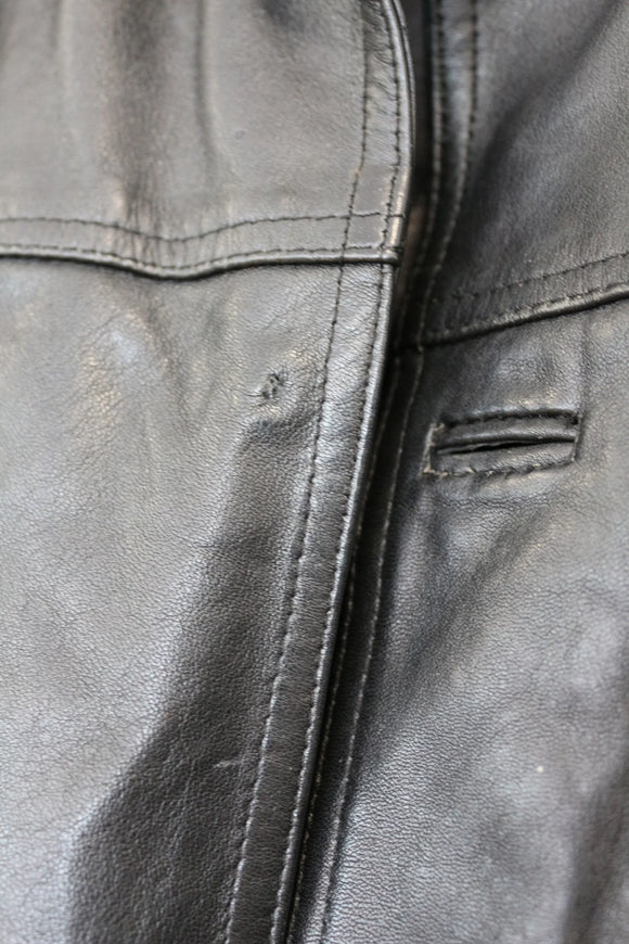 Vintage black genuine leather jacket - M