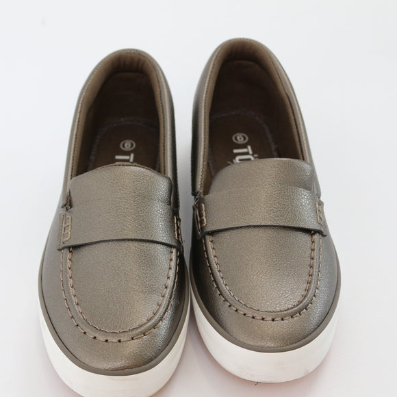 Tomy Loafers – Size 6