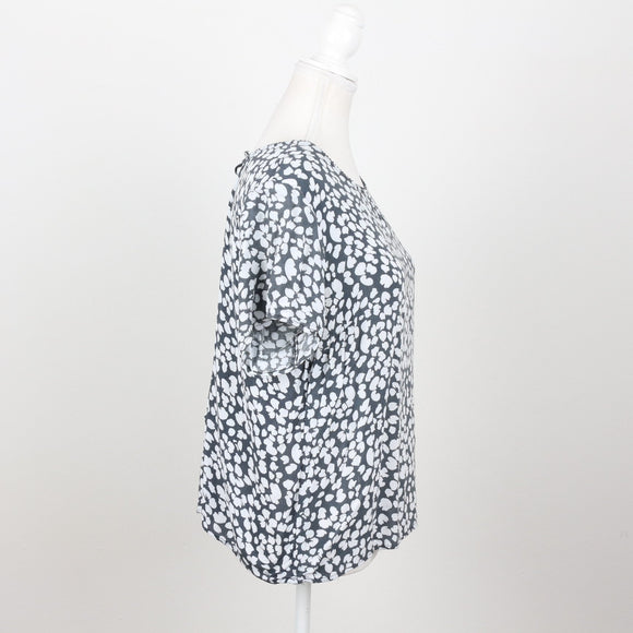 Grey Hibiscus Floral Print Short-Sleeve Top – Size L