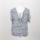 Grey Hibiscus Floral Print Short-Sleeve Top – Size L-3