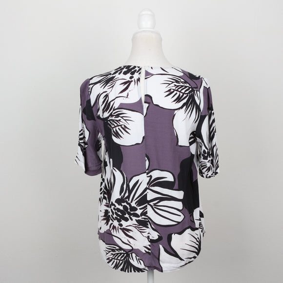 Poetry Mauve & White Bold Tropical Floral Print Short-Sleeve Blouse – Size 8