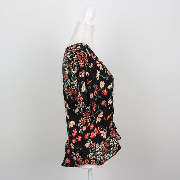 H&M Black Multi Floral Print V-Neck Tie-Front Flutter Blouse – Size 8