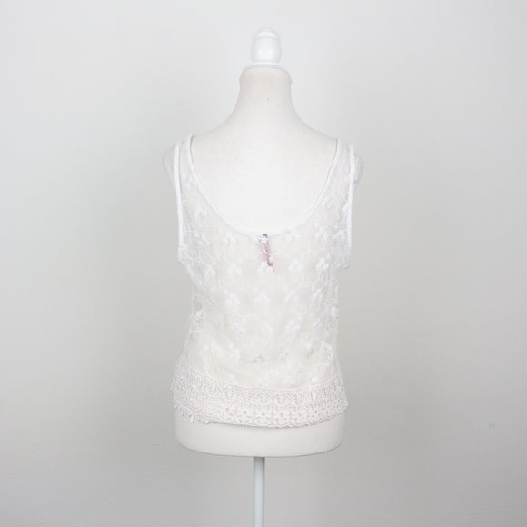 Cream Floral Crochet Lace Overlay Scoop-Neck Sleeveless Cropped Top – Size L