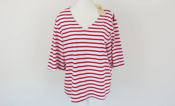 Red stripe v-neck t-shirt - L