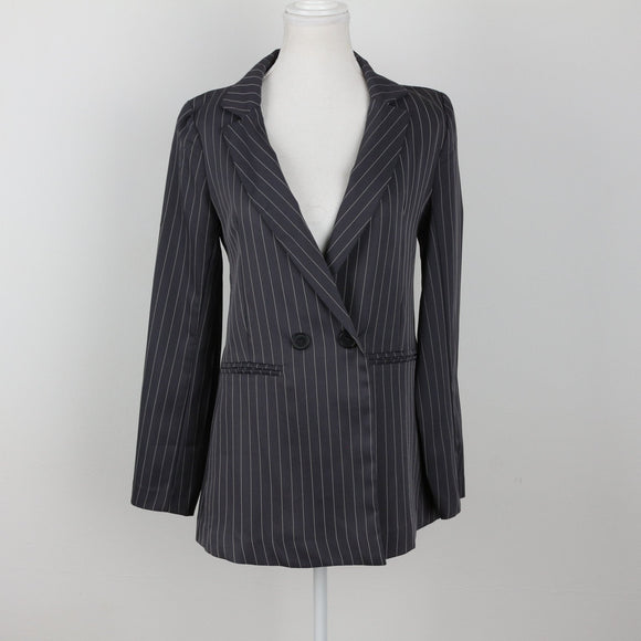 The Fix Grey & White Pinstripe Blazer | Size 6 – Secondhand