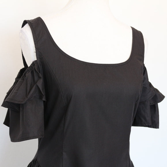 Black Cold-Shoulder Ruffle Sleeve Basque Waist Pleated Full Skirt Midi Dress – Size S