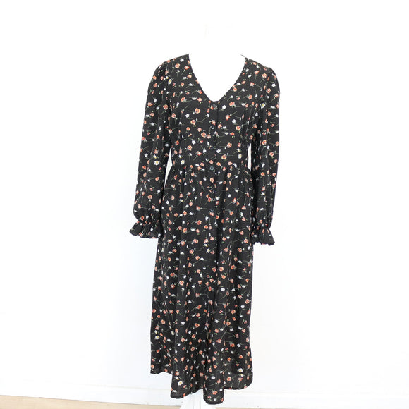 Floral & Black Long Sleeve Dress | Thrift Find – Size M