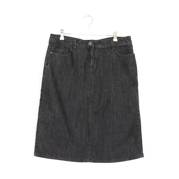 Woolworths Black Denim Skirt | Thrift Find – Size 12
