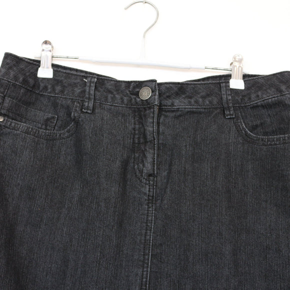 Woolworths Black Denim Skirt | Thrift Find – Size 12