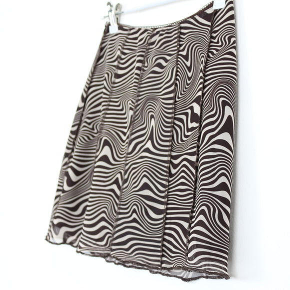 Brown & Cream Print Mini Skirt | Thrift Find – Size XS