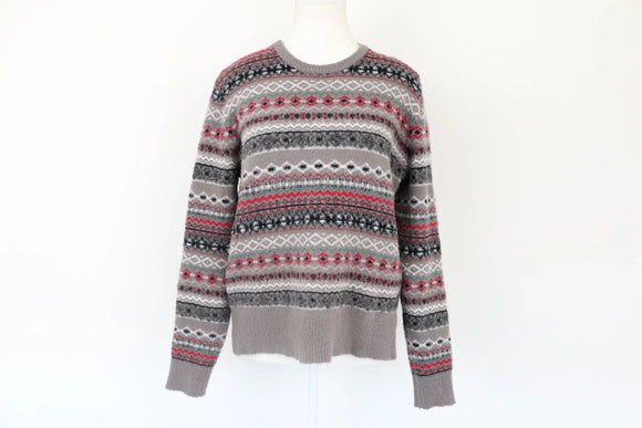 Vintage patterned grey and red winter jersey - M