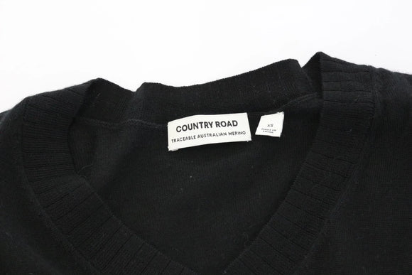 Country Road merino wool v-neck jersey - black - XS