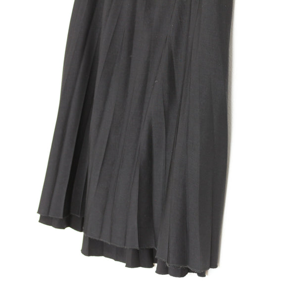 Black Flowy Pleated Midi Skirt with Elasticated Waist – Size S