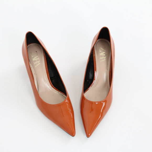 Zara Burnt Orange Patent Leather Pointed-Toe Stiletto Pumps – Size 39