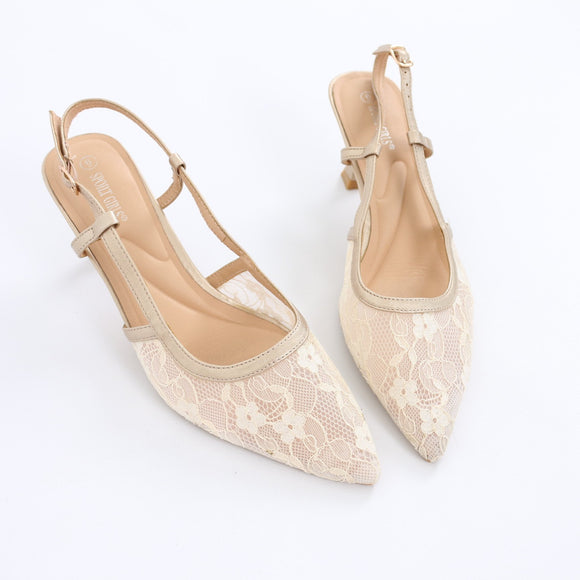 Cream Lace Pointed-Toe Slingback Kitten Heels with Gold Trim – Size 6