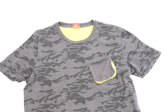 PUMA grey army print t-shirt with yellow details - L