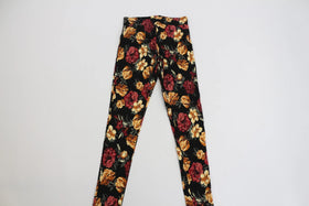Black skinny jeggings with rose print - 10
