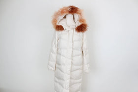 Vero Moda cream puffer jacket with orange fur details - M