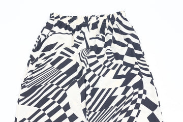 Black & Cream Satin Flowy Pants – Size 10 | Thrift Finds - 0